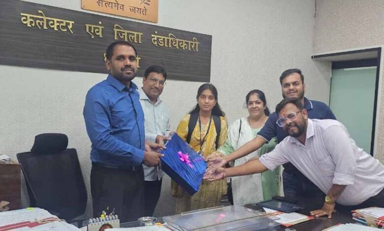 ऐश्वर्या की शिक्षा की राह अब होगी और आसान ऐश्वर्या की शिक्षा की राह अब होगी और आसान