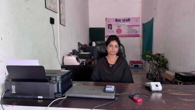 बैंक सखी गाँव-गाँव पहुँचा रही बैंकिंग सेवायें