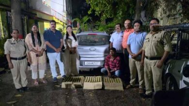 नकली होलोग्राम वाली शराब पकड़ी गई: आबकारी विभाग की बड़ी छापेमारी, एक आरोपी गिरफ्तार