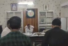 ACB की छापेमारी: तहसील कार्यालय में रिश्वत लेते बाबू पकड़ा गया
