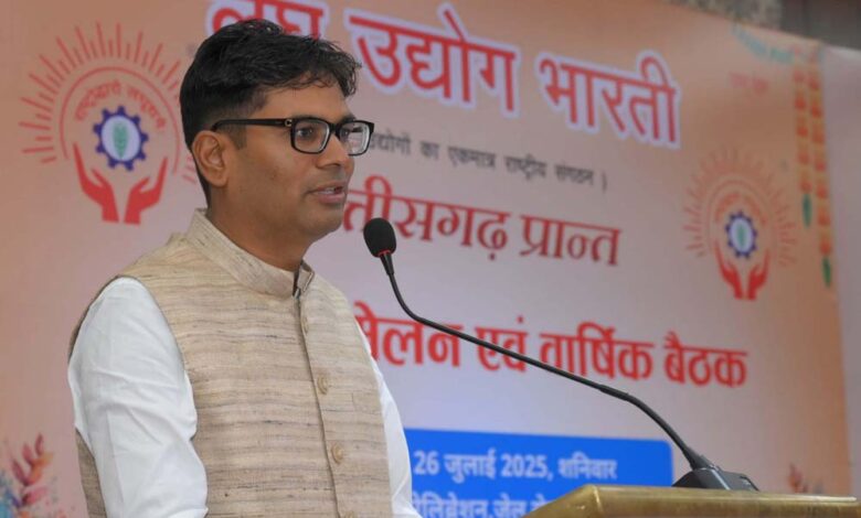 रायपुर : भारत को वैश्विक मैन्युफैक्चरिंग हब बनाने के लिए योजनाबद्ध हो रहा कार्य : वित्त मंत्री चौधरी