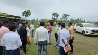 कलेक्टर ने सीतापुर एवं मैनपाट ब्लॉक के छात्रावासों एवं स्कूलों का किया निरीक्षण ,सुरक्षा व्यवस्था एवं साफ-सफाई के दिए कड़े निर्देश,कुदारीडीह के सचिव को सस्पेंड एवं मैनपाट बीईओ को कारण बताओ नोटिस के दिए निर्देश