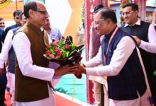 केंद्रीय मंत्री श्री शिवराज सिंह चौहान ने मैनपाट में देखा ‘उल्टापानी’ का अद्भुत दृश्य