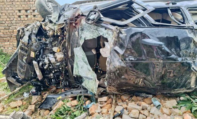 एनएच-43 पर रफ्तार का कहर — 09 सवारों वाली स्कॉर्पियो ने बाइक को रौंदा, बाइक सवार सहित 05 की मौत एनएच-43 पर रफ्तार का कहर — 09 सवारों वाली स्कॉर्पियो ने बाइक को रौंदा, बाइक सवार सहित 05 की मौत
