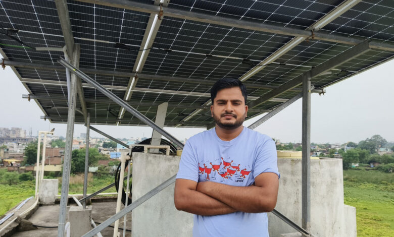 पीएम सूर्यघर मुफ्त बिजली योजना: प्रदीप पटेल के छत पर हर महीने बन रही 350 से 400 यूनिट बिजली…. पीएम सूर्यघर मुफ्त बिजली योजना: प्रदीप पटेल के छत पर हर महीने बन रही 350 से 400 यूनिट बिजली….