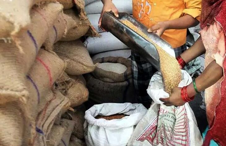 खाद्य विभाग की कार्रवाई: उचित मूल्य दुकानों के बचत स्टॉक का भौतिक सत्यापन — अनियमितताओं पर सख्त कार्रवाई…. खाद्य विभाग की कार्रवाई: उचित मूल्य दुकानों के बचत स्टॉक का भौतिक सत्यापन — अनियमितताओं पर सख्त कार्रवाई….