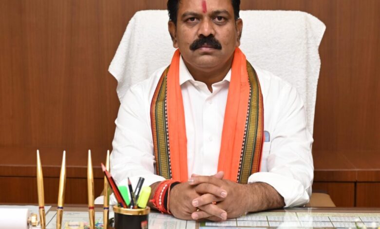 उपमुख्यमंत्री विजय शर्मा ने संपूर्णता अभियान के तहत तीन दिवसीय आकांक्षा हाट मेले का किया शुभारंभ उपमुख्यमंत्री विजय शर्मा ने संपूर्णता अभियान के तहत तीन दिवसीय आकांक्षा हाट मेले का किया शुभारंभ