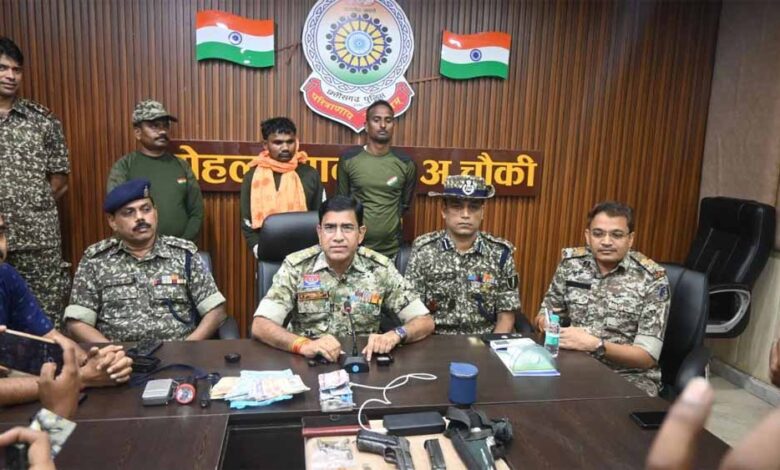 छत्तीसगढ़ में मुठभेड़ के बाद इनामी नक्सली कमांडर श्रीकांत पुनेम गिरफ्तार, सुरक्षाबलों को बड़ी सफलता छत्तीसगढ़ में मुठभेड़ के बाद इनामी नक्सली कमांडर श्रीकांत पुनेम गिरफ्तार, सुरक्षाबलों को बड़ी सफलता