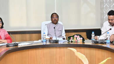 स्टेट व नेशनल हाइवे में घूमंतु पशुओं की सुरक्षा एवं दुर्घटनाओं में घायलों के उपचार के लिए व्यवस्था सुदृढ़ की जाए: पशुधन मंत्री रामविचार नेताम…