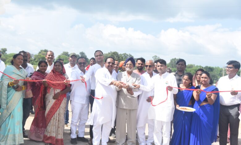 प्लास्टिक कचरे के प्रबंधन में प्रदेश का दूसरा और सरगुजा संभाग का पहला जिला स्तरीय प्लास्टिक प्रोसेसिंग केन्द्र का शुभारंभ प्लास्टिक कचरे के प्रबंधन में प्रदेश का दूसरा और सरगुजा संभाग का पहला जिला स्तरीय प्लास्टिक प्रोसेसिंग केन्द्र का शुभारंभ