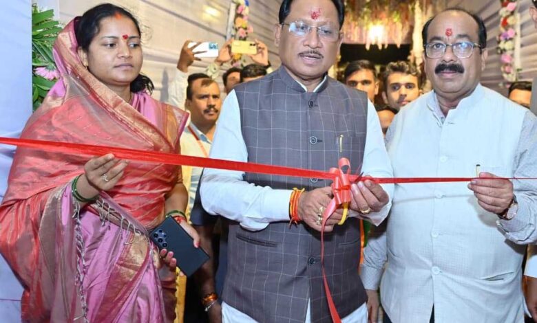 रायपुर : मुख्यमंत्री विष्णु देव साय ने रायगढ़ जिले के ग्राम गढ़ उमरिया में नवगुरुकुल का किया शुभारंभ रायपुर : मुख्यमंत्री विष्णु देव साय ने रायगढ़ जिले के ग्राम गढ़ उमरिया में नवगुरुकुल का किया शुभारंभ