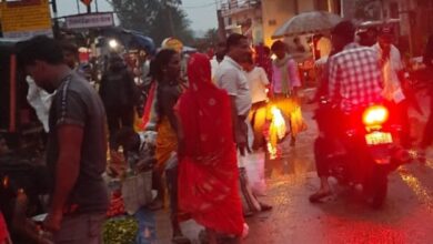 लखनपुर साप्ताहिक बाजार में पॉकेटमारी और मोबाइल चोरी, लोग दहशत में