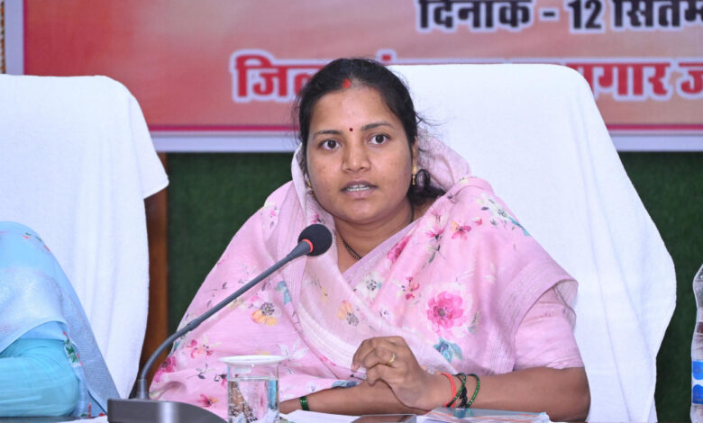 मंत्री श्रीमती लक्ष्मी राजवाड़े ने जशपुर में महिला एवं बाल विकास समाज कल्याण विभाग के अधिकारियों की संयुक्त बैठक ली… मंत्री श्रीमती लक्ष्मी राजवाड़े ने जशपुर में महिला एवं बाल विकास समाज कल्याण विभाग के अधिकारियों की संयुक्त बैठक ली…