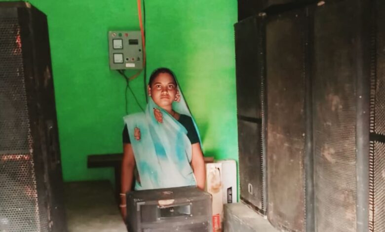 बिहान योजना का कमाल :छोटी-छोटी बचत से आज लाखों में कमाई कर लखपति दीदी बनी पारसमति… बिहान योजना का कमाल :छोटी-छोटी बचत से आज लाखों में कमाई कर लखपति दीदी बनी पारसमति…