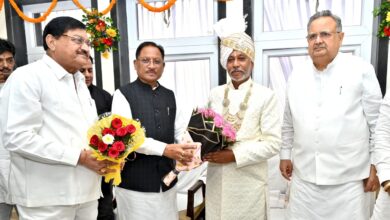 मुख्यमंत्री साय गुरु खुशवंत साहेब के गृहप्रवेश कार्यक्रम में हुए शामिल,धर्मगुरु गुरु बालदास साहेब जी को दी जन्मदिन की शुभकामनाएं…