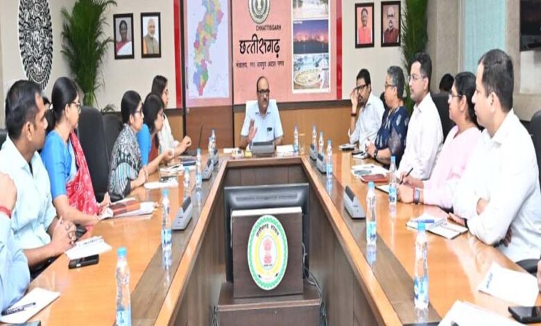 रायपुर : मुख्यमंत्री के निर्देशों पर त्वरित अमल सुनिश्चित करें: मुख्य सचिव विकास शील रायपुर : मुख्यमंत्री के निर्देशों पर त्वरित अमल सुनिश्चित करें: मुख्य सचिव विकास शील