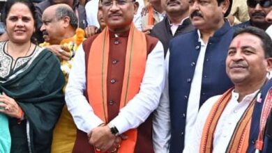 मुख्यमंत्री विष्णुदेव साय ने राष्ट्रपिता महात्मा गांधी और पूर्व प्रधानमंत्री लाल बहादुर शास्त्री की प्रतिमा पर किया माल्यार्पण….