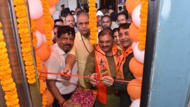 दुर्ग एवं बस्तर संभाग के 876 तीर्थ यात्रियों का दल अयोध्या धाम के लिए रवाना: सांसद संतोष पाण्डेय ने राजनांदगांव और स्कूल शिक्षा मंत्री गजेन्द्र यादव ने दुर्ग से दिखाई विशेष ट्रेन को हरी झंडी….