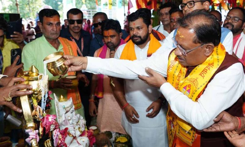 हमारी सरकार सुशासन और पारदर्शिता के प्रति प्रतिबद्ध : मुख्यमंत्री विष्णु देव साय हमारी सरकार सुशासन और पारदर्शिता के प्रति प्रतिबद्ध : मुख्यमंत्री विष्णु देव साय