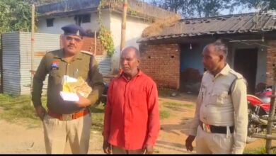 सीतापुर में पारिवारिक विवाद ने ली जान — पुत्र ने लकड़ी की फाड़ी से की पिता की हत्या