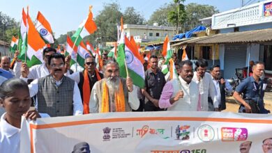 विश्रामपुरी में रन फ़ॉर यूनिटी आयोजन,हाथों में तिरंगा लेकर सांसद, विधायक ने निकाली 10 किलोमीटर पैदल यात्रा