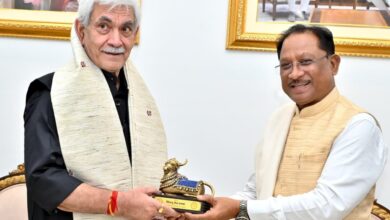 मुख्यमंत्री से जम्मू-कश्मीर के उपराज्यपाल मनोज सिन्हा ने की सौजन्य मुलाकात…