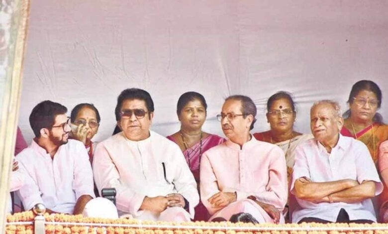 बिहार में कांग्रेस की 6 सीटें जीतने पर घमासान, INDIA गठबंधन के नेताओं ने कसा तंज